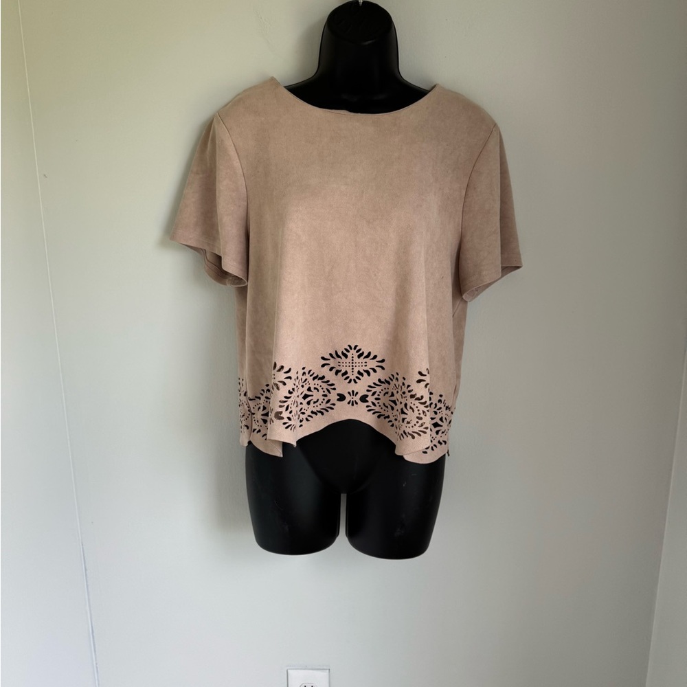 Design Lab Blush Velvet Tee Size L